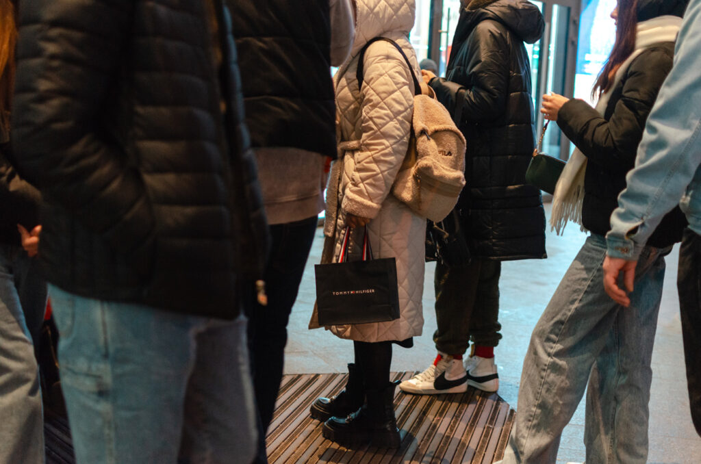 29-листопада-Чорна-П’ятниця-(фотозвіт)-(16)