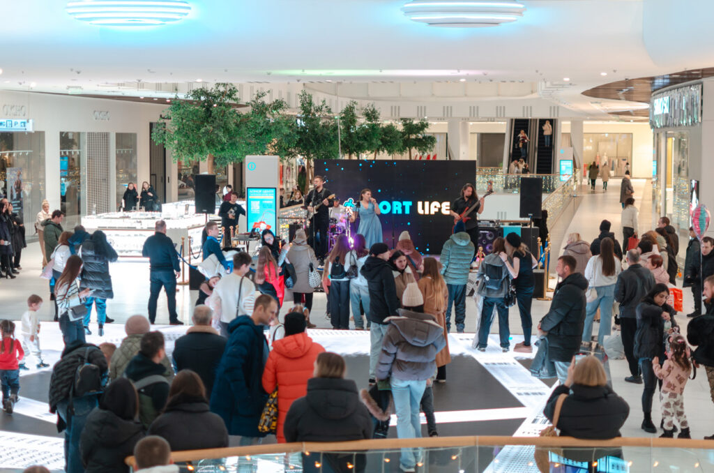 29-листопада-Чорна-П’ятниця-(фотозвіт)-(35)