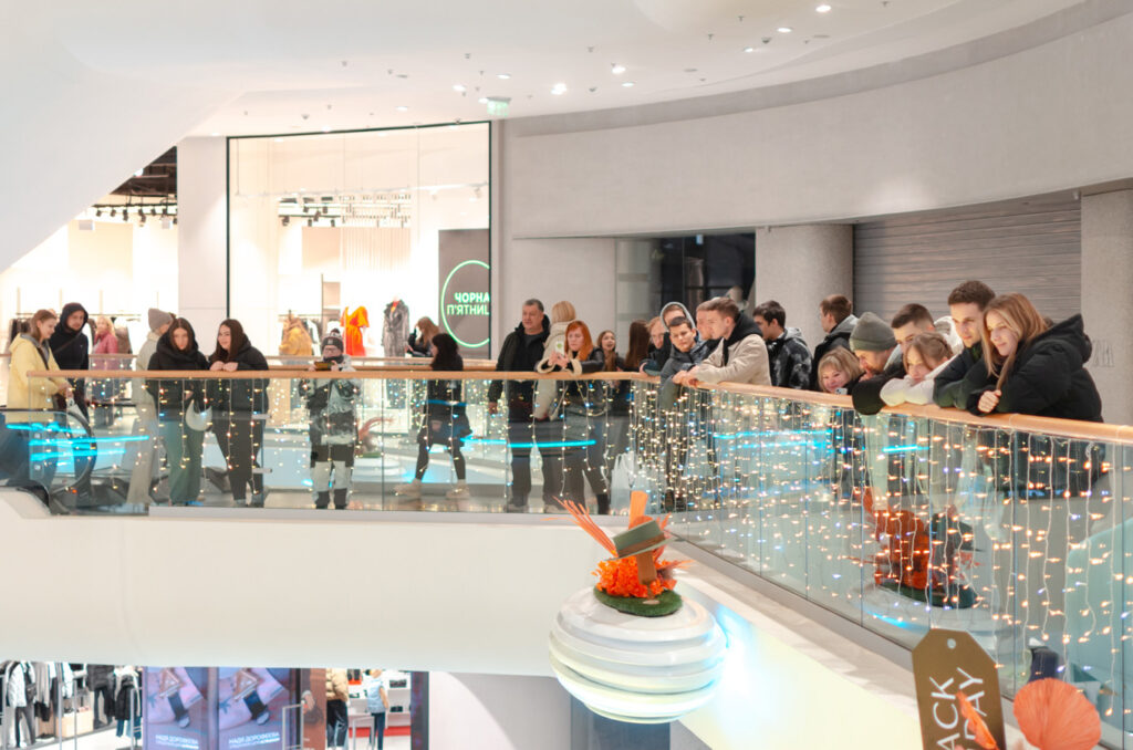 29-листопада-Чорна-П’ятниця-(фотозвіт)-(38)