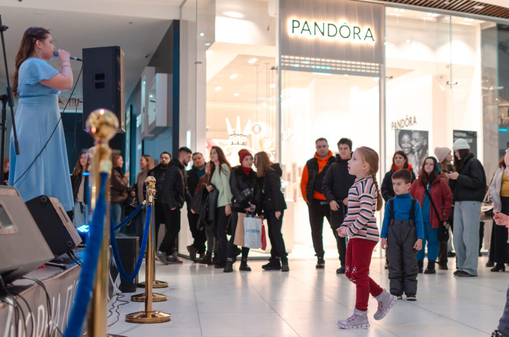 29-листопада-Чорна-П’ятниця-(фотозвіт)-(43)