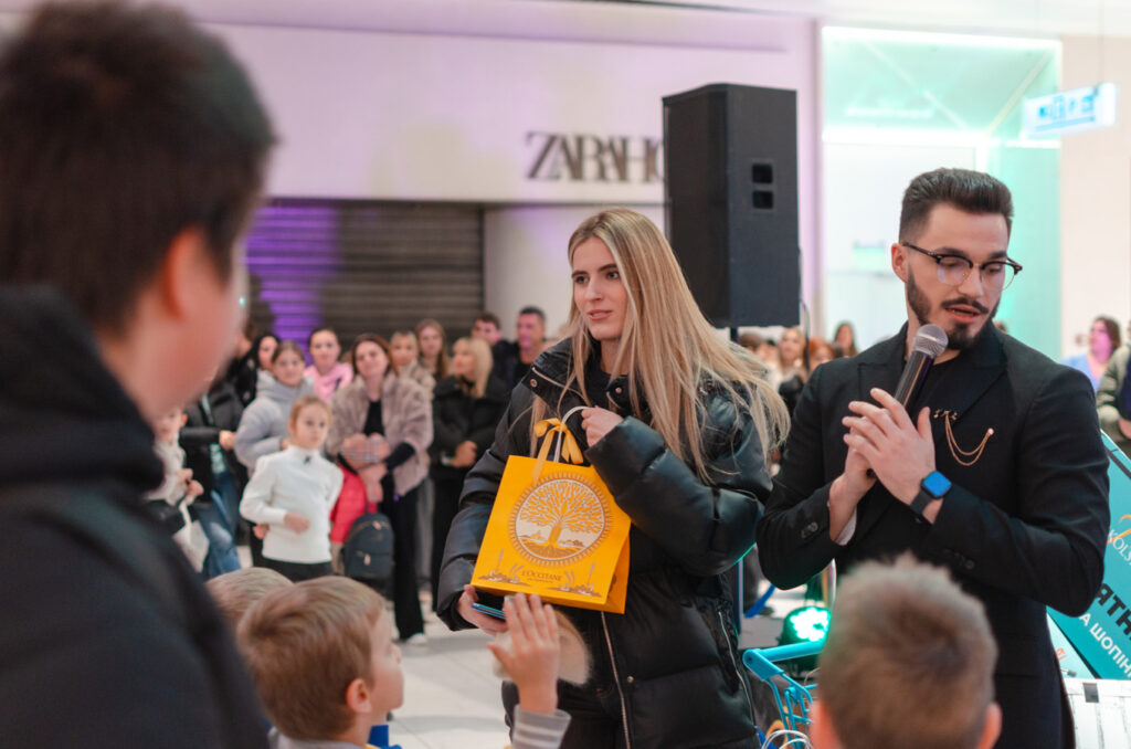 29-листопада-Чорна-П’ятниця-(фотозвіт)-(55)