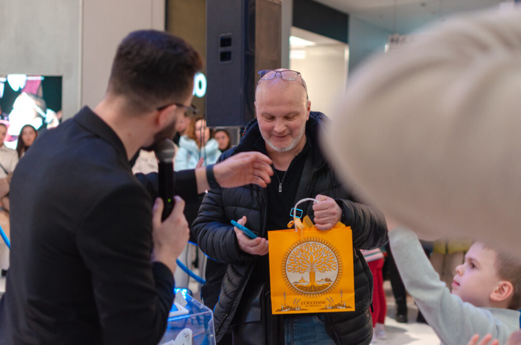 29-листопада-Чорна-П’ятниця-(фотозвіт)-(56)