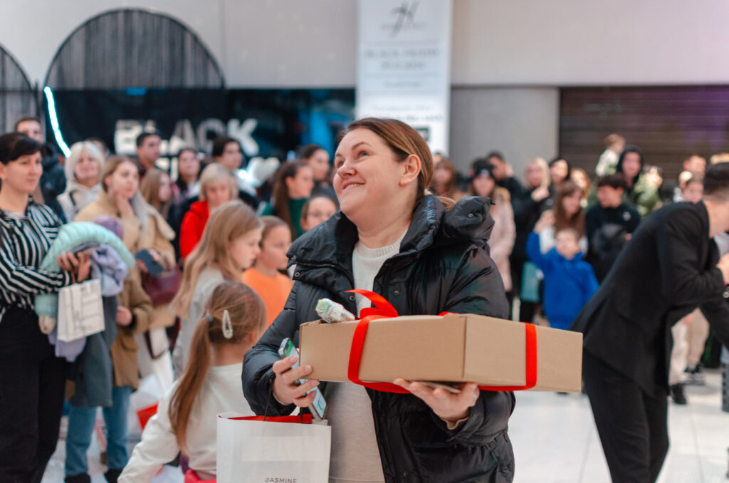 29-листопада-Чорна-П’ятниця-(фотозвіт)-(75)