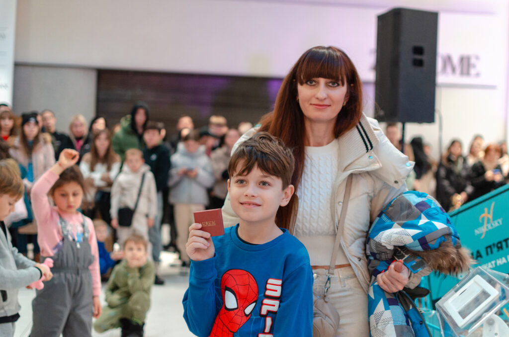 29-листопада-Чорна-П’ятниця-(фотозвіт)-(77)