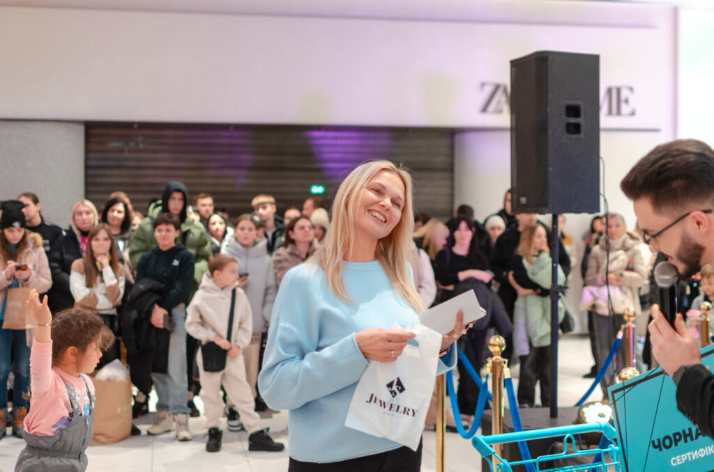 29-листопада-Чорна-П’ятниця-(фотозвіт)-(79)