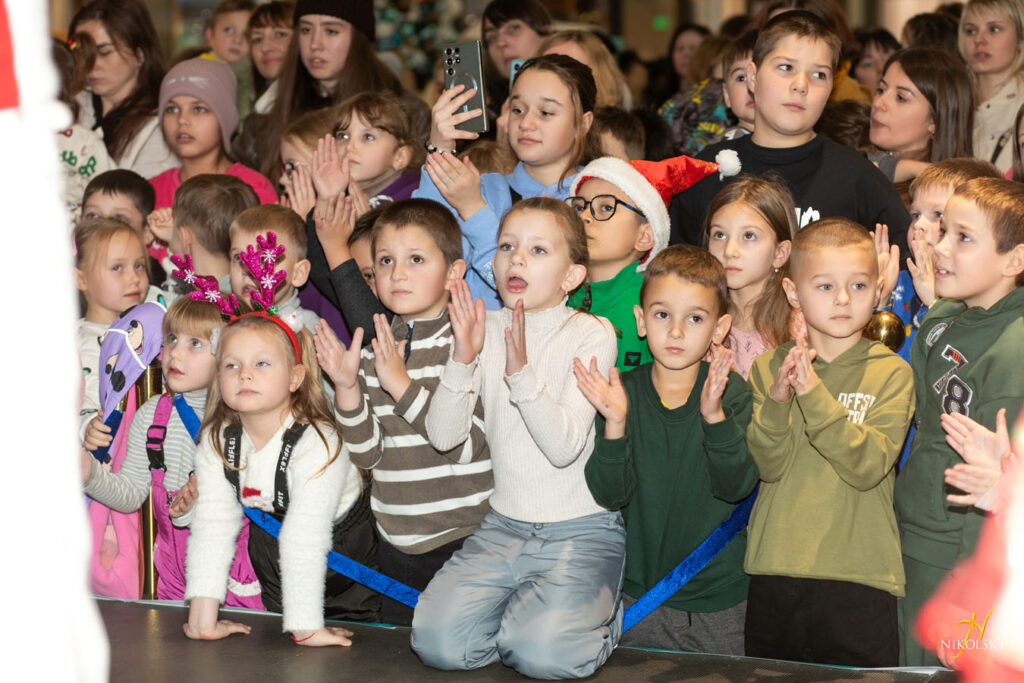 6-грудня-День-святого-Миколая.-Відкриття-ялинки-(фотозвіт)-(10)