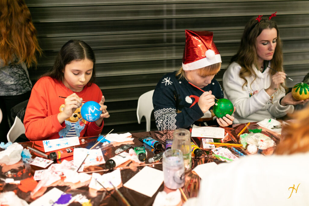 6-грудня-День-святого-Миколая.-Відкриття-ялинки-(фотозвіт)-(115)