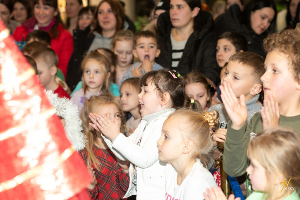 6-грудня-День-святого-Миколая.-Відкриття-ялинки-(фотозвіт)-(12)