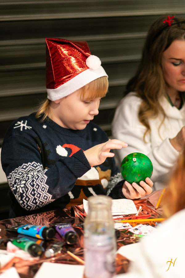 6-грудня-День-святого-Миколая.-Відкриття-ялинки-(фотозвіт)-(120)