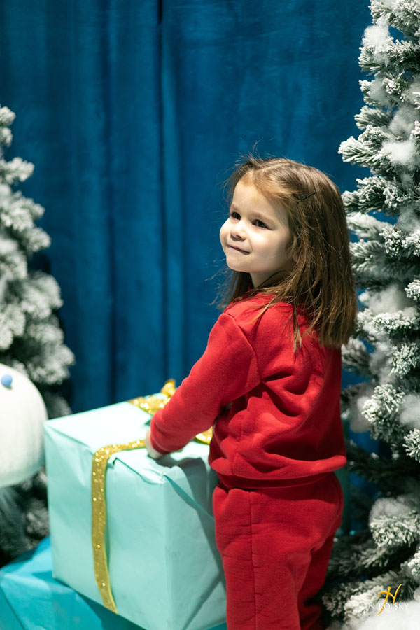 6-грудня-День-святого-Миколая.-Відкриття-ялинки-(фотозвіт)-(123)