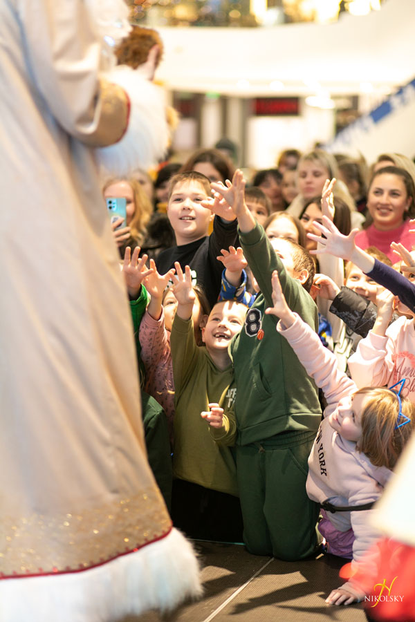 6-грудня-День-святого-Миколая.-Відкриття-ялинки-(фотозвіт)-(15)