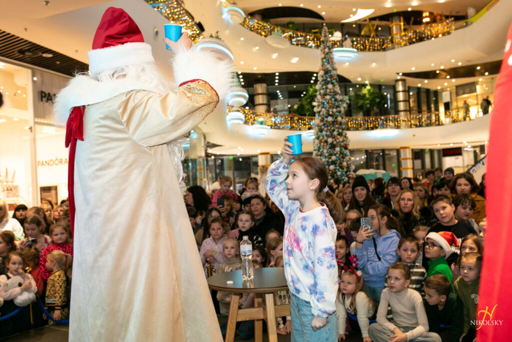 6-грудня-День-святого-Миколая.-Відкриття-ялинки-(фотозвіт)-(19)