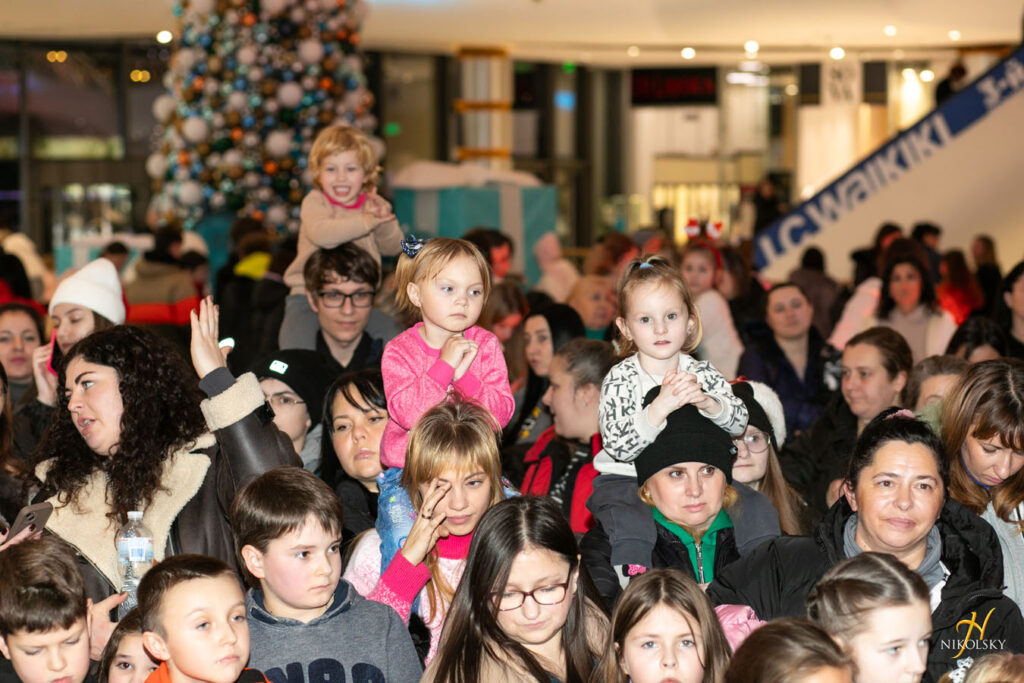 6-грудня-День-святого-Миколая.-Відкриття-ялинки-(фотозвіт)-(23)