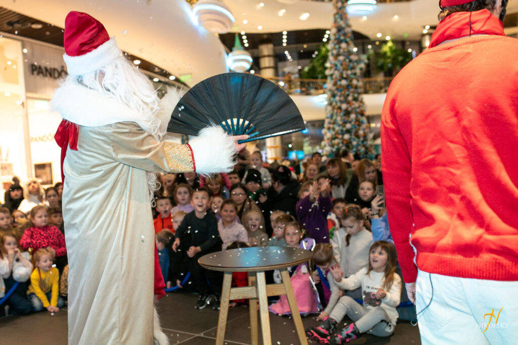 6-грудня-День-святого-Миколая.-Відкриття-ялинки-(фотозвіт)-(27)