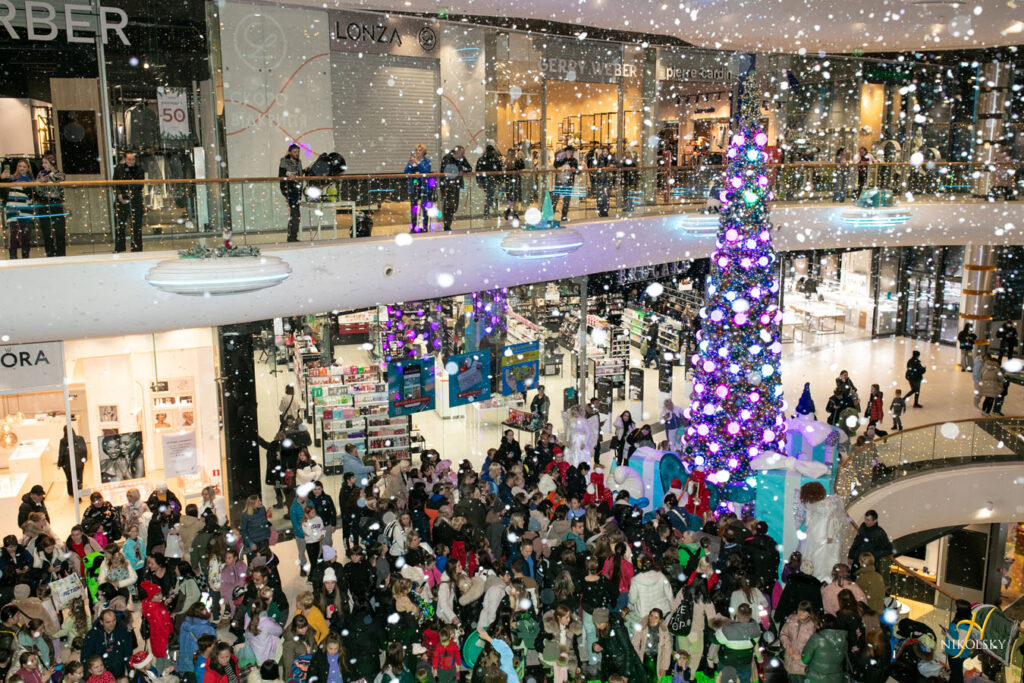 6-грудня-День-святого-Миколая.-Відкриття-ялинки-(фотозвіт)-(35)