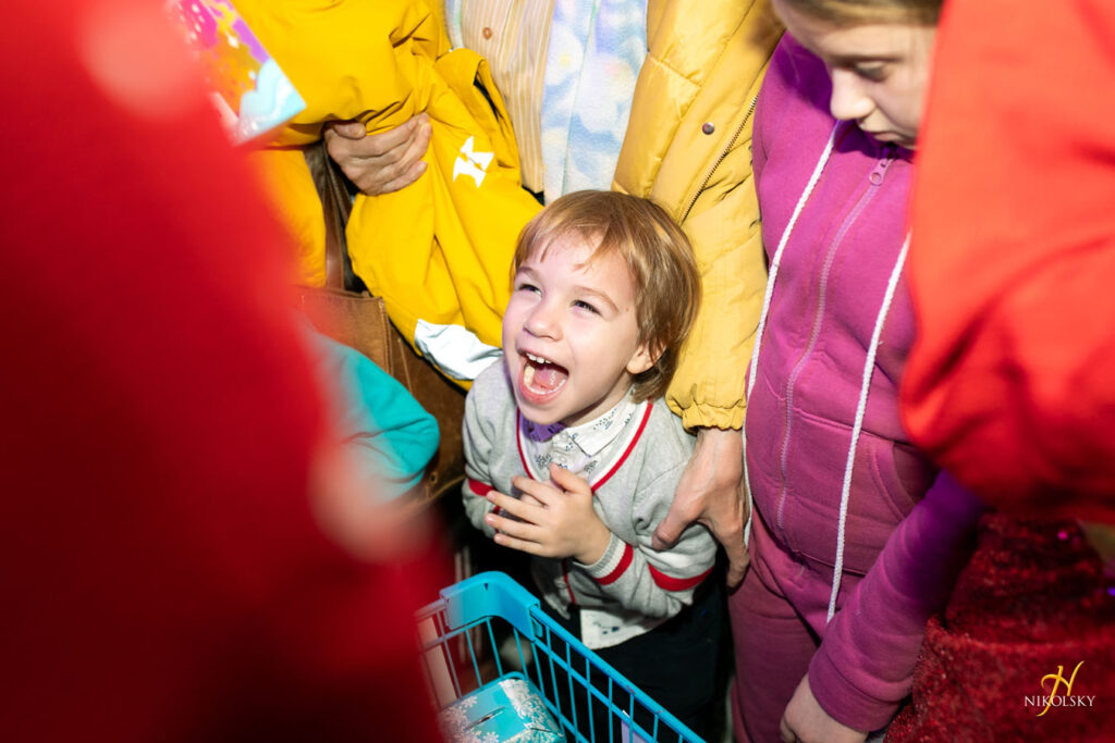 6-грудня-День-святого-Миколая.-Відкриття-ялинки-(фотозвіт)-(40)