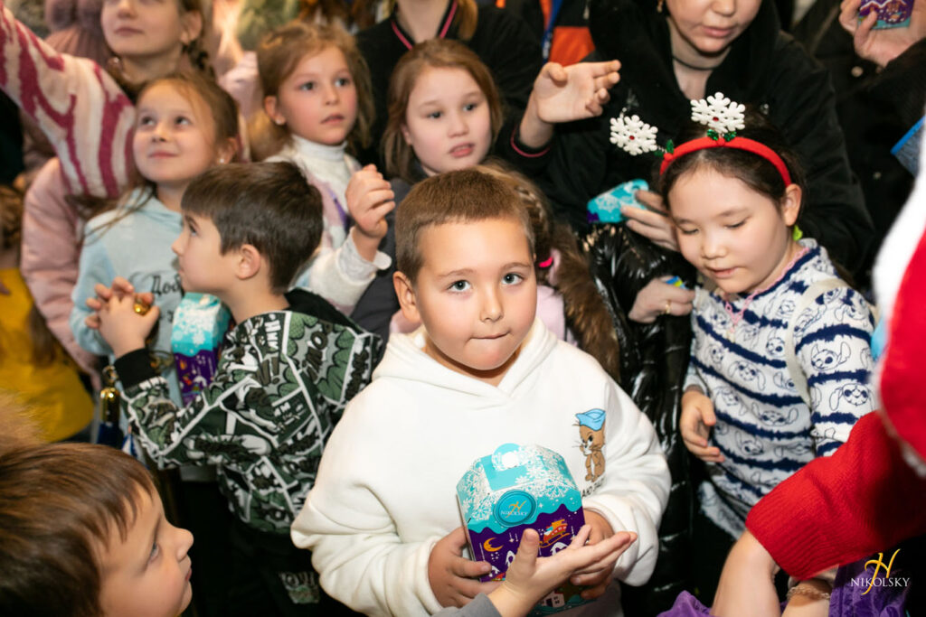 6-грудня-День-святого-Миколая.-Відкриття-ялинки-(фотозвіт)-(45)