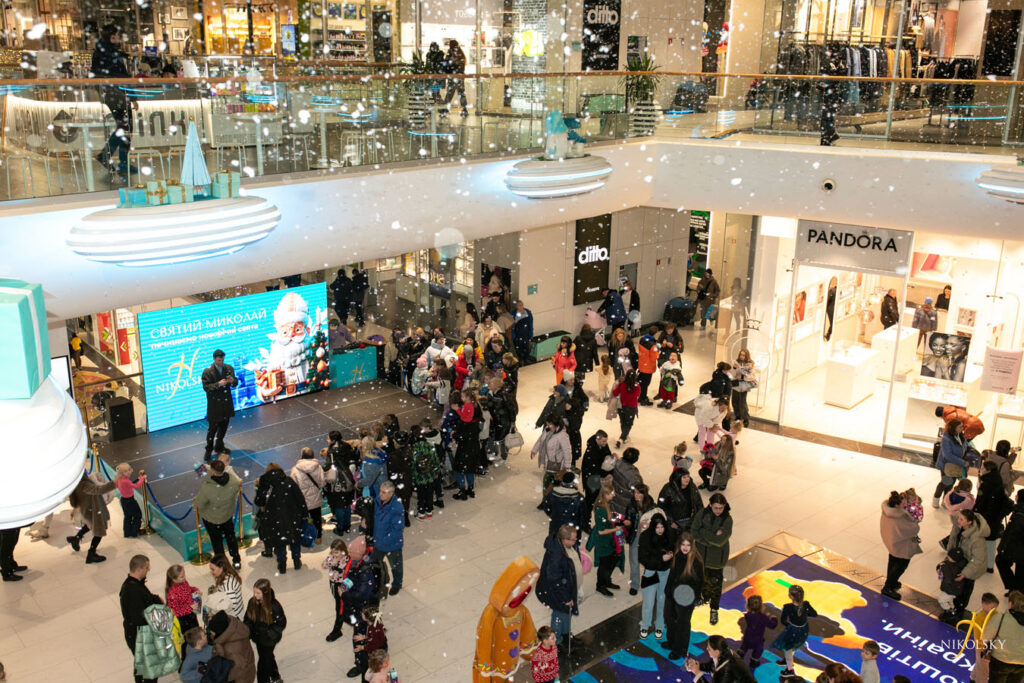 6-грудня-День-святого-Миколая.-Відкриття-ялинки-(фотозвіт)-(47)