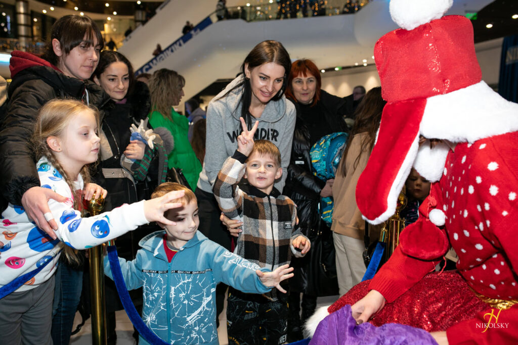 6-грудня-День-святого-Миколая.-Відкриття-ялинки-(фотозвіт)-(64)