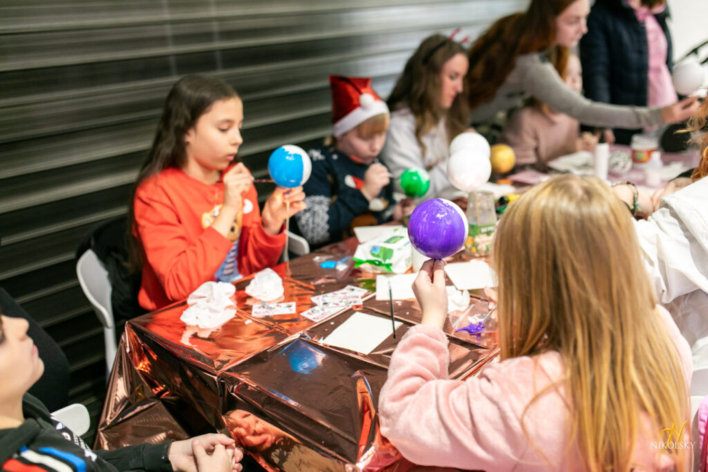 6-грудня-День-святого-Миколая.-Відкриття-ялинки-(фотозвіт)-(87)