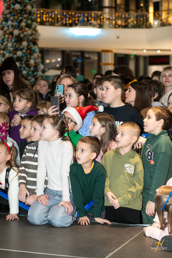6-грудня-День-святого-Миколая.-Відкриття-ялинки-(фотозвіт)-(9)