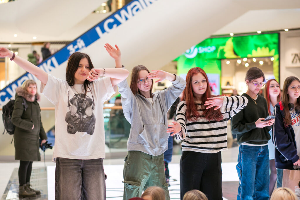 Nikolsky-22-23-02-172