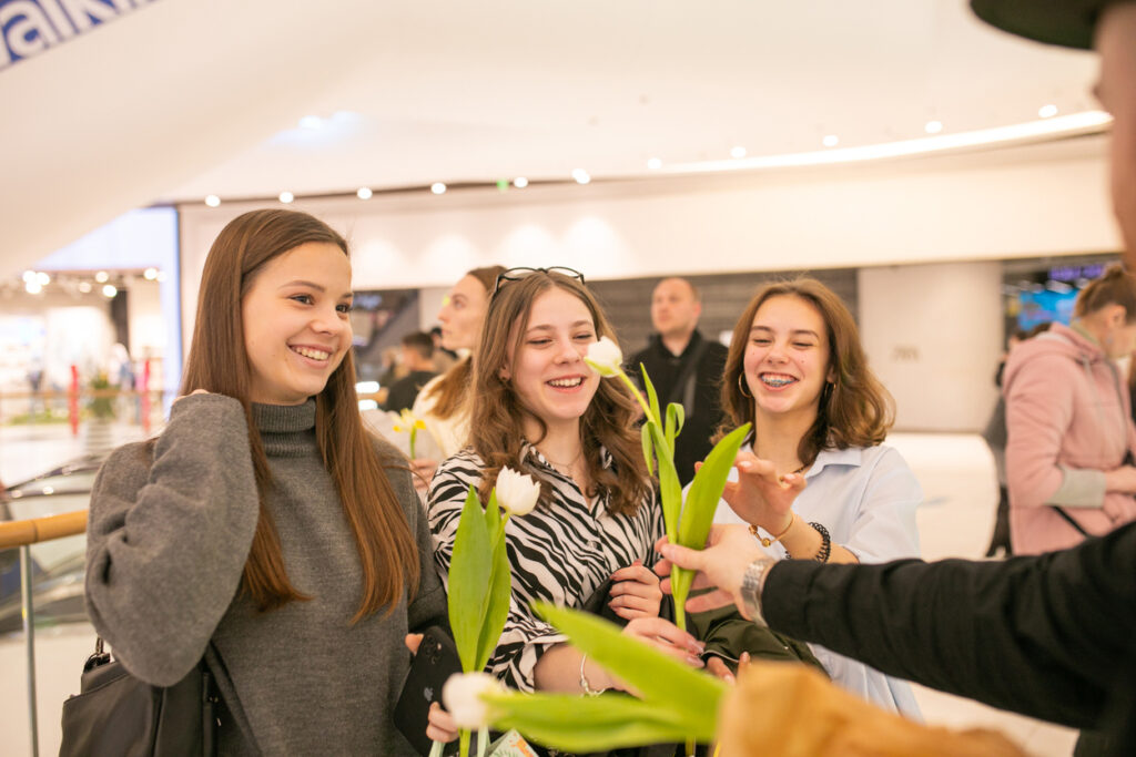 Nikolsky-08-09-03-100