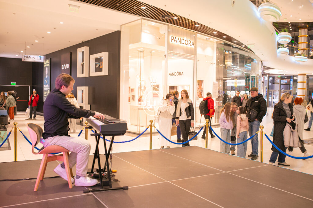 Nikolsky-08-09-03-184