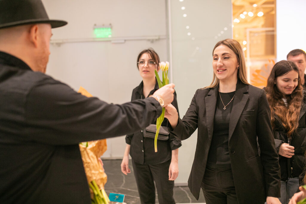 Nikolsky-08-09-03-29