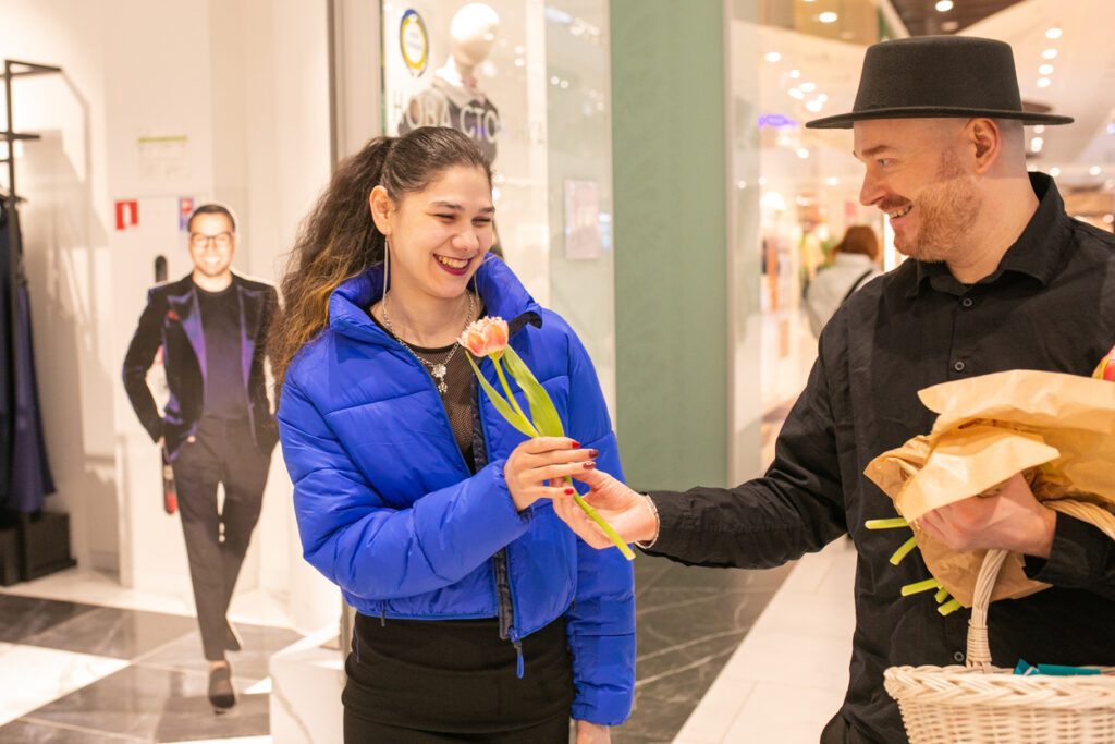 Nikolsky-08-09-03-49