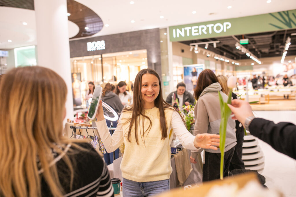 Nikolsky-08-09-03-70