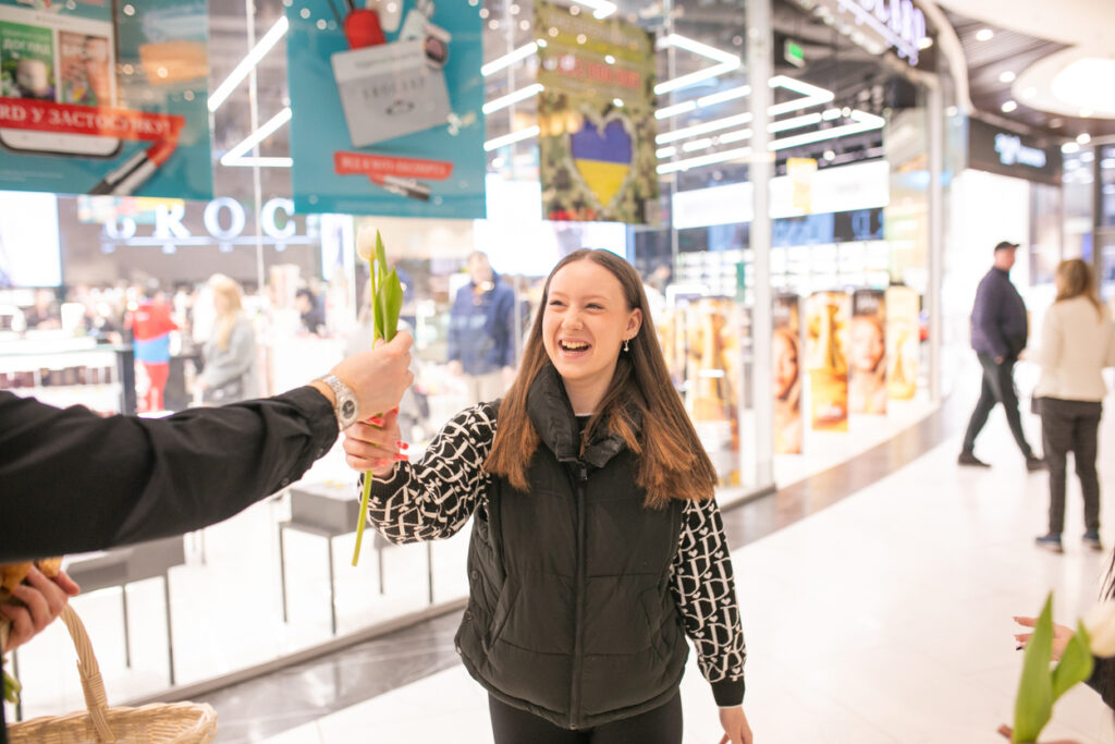 Nikolsky-08-09-03-93