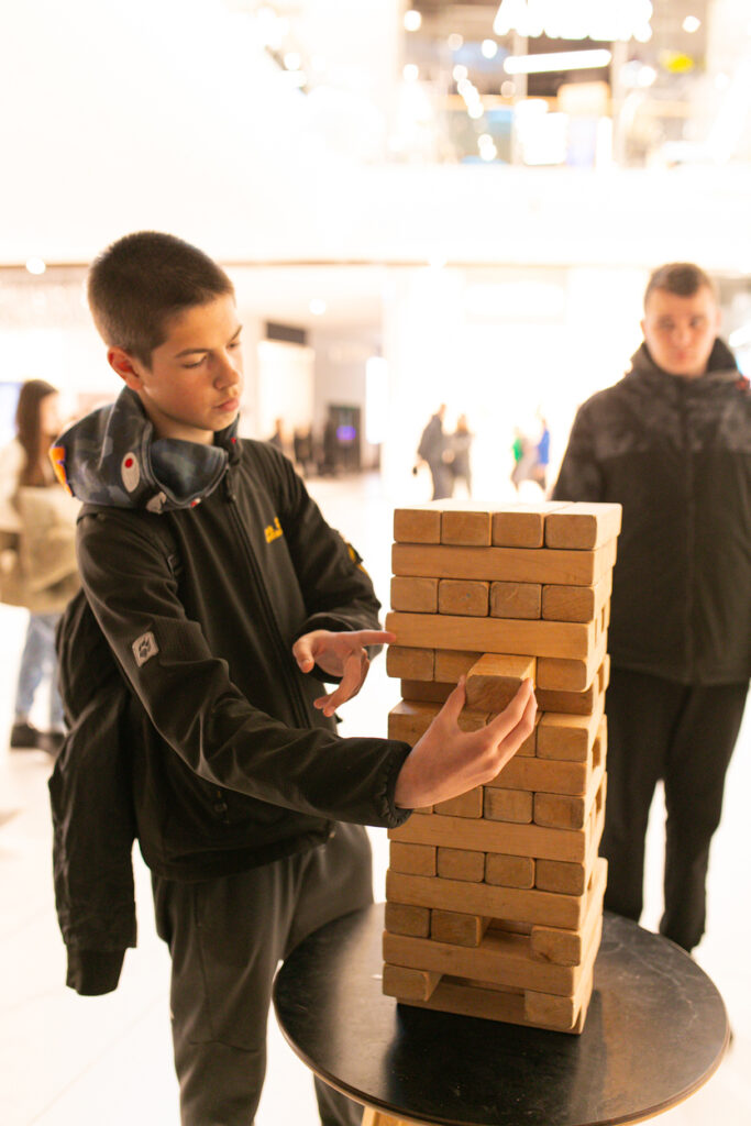 Nikolsky-15-16-03-135