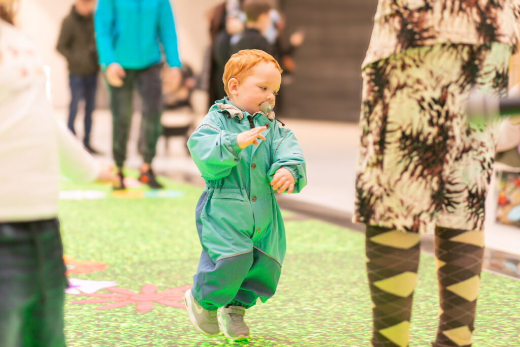 Nikolsky-15-16-03-56