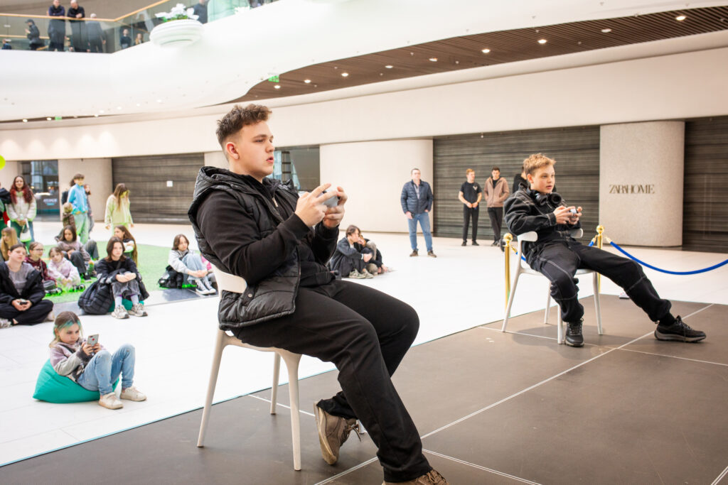 Topchiy-Photo-26-27-04-144