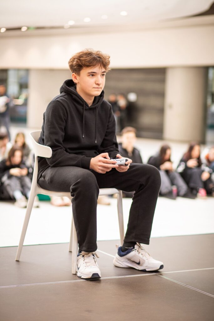 Topchiy-Photo-26-27-04-95