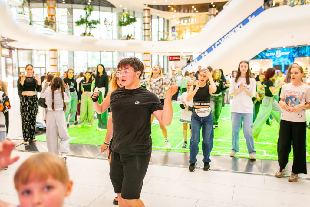 Nikolsky-14-15-06-208