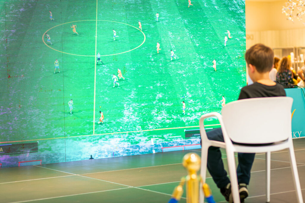 Nikolsky-14-15-06-92