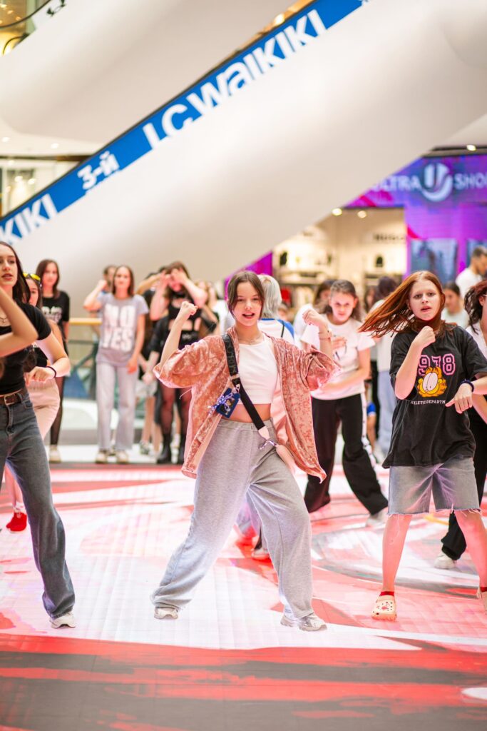 Nikolsky-16-17-08-82