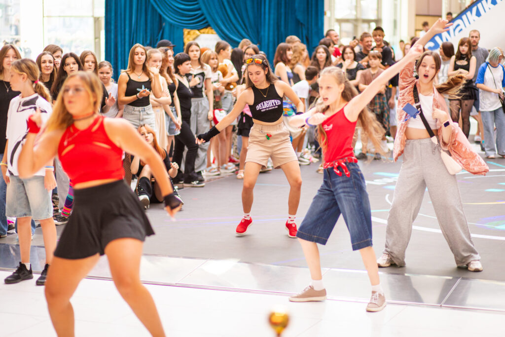 Nikolsky-16-17-08-98