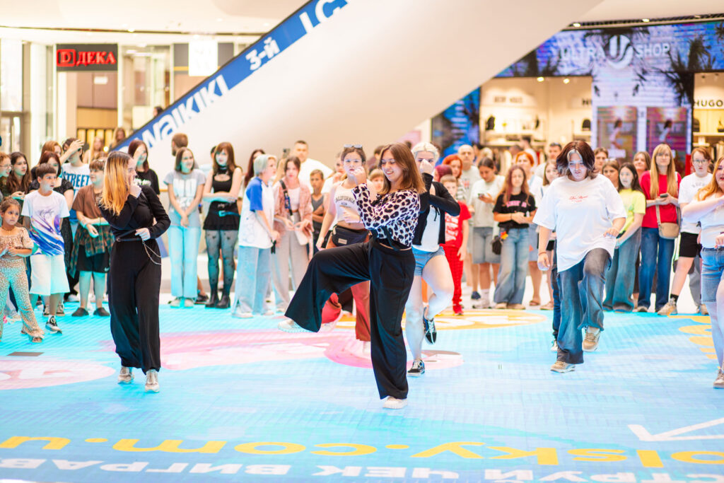 Nikolsky-16-17-08-99