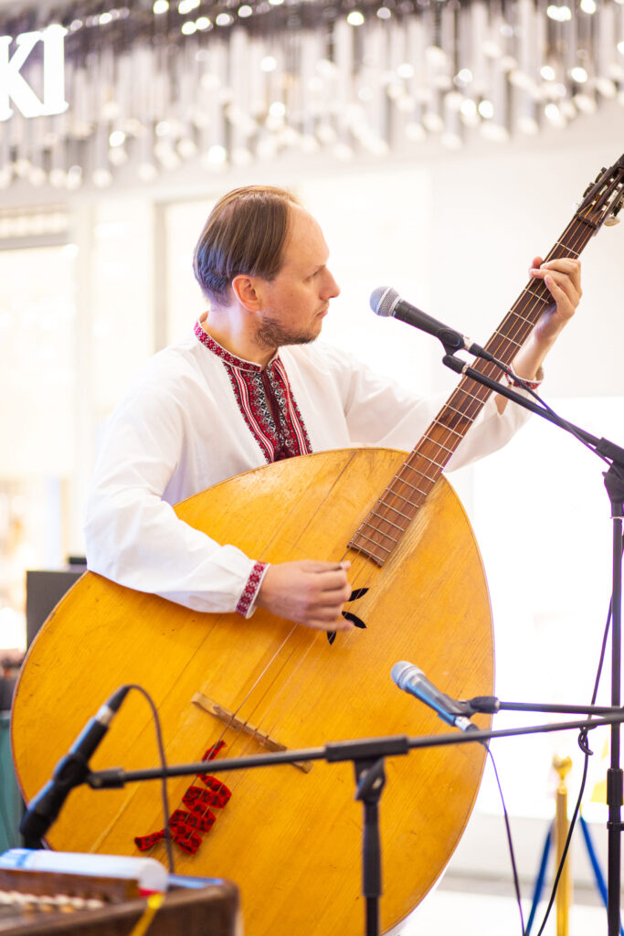 Nikolsky-13-14-09-175