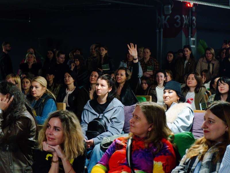 04-04-2026-Презентація-книги-Світлана-Ісаєва-Nikolsky-(112)