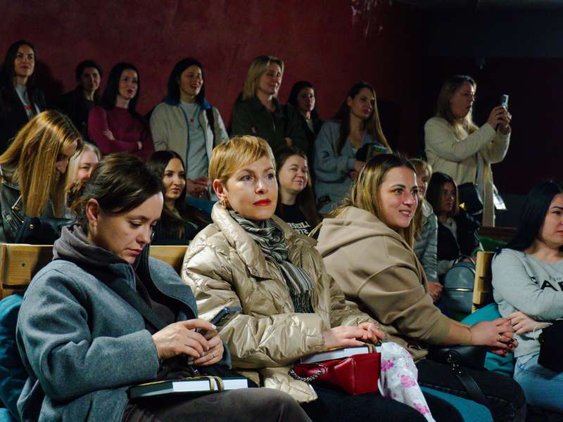 04-04-2026-Презентація-книги-Світлана-Ісаєва-Nikolsky-(119)