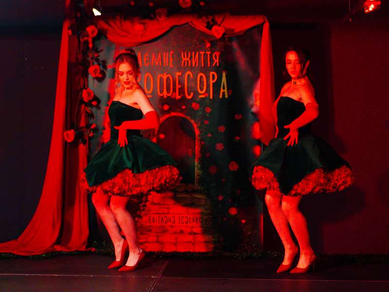 04-04-2026-Презентація-книги-Світлана-Ісаєва-Nikolsky-(36)