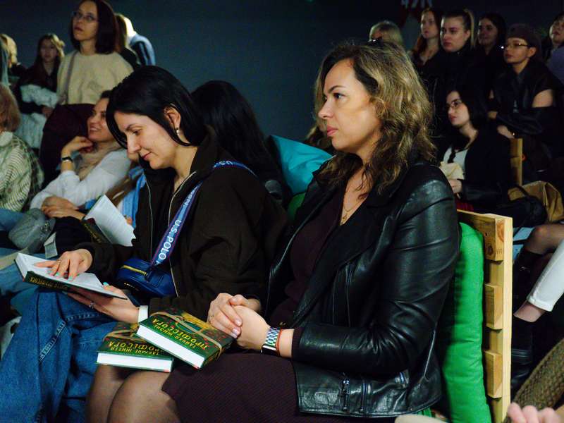 04-04-2026-Презентація-книги-Світлана-Ісаєва-Nikolsky-(71)