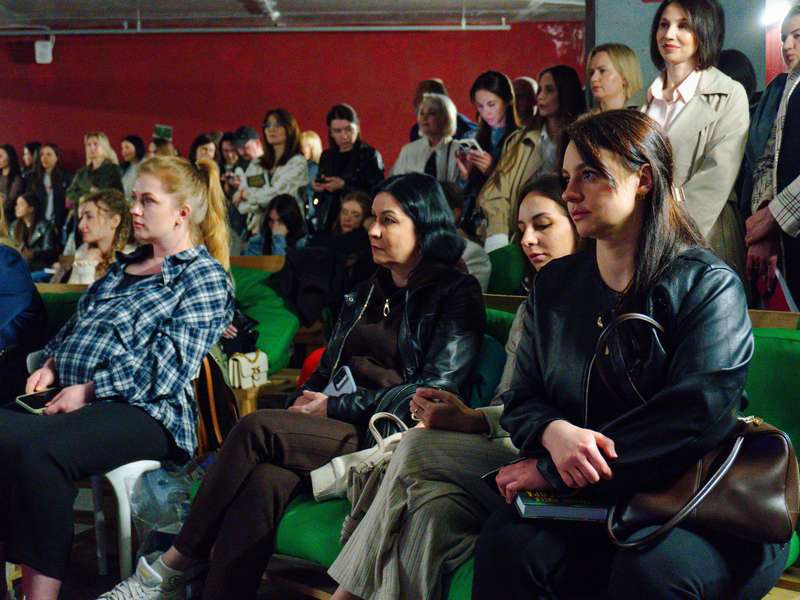 04-04-2026-Презентація-книги-Світлана-Ісаєва-Nikolsky-(77)