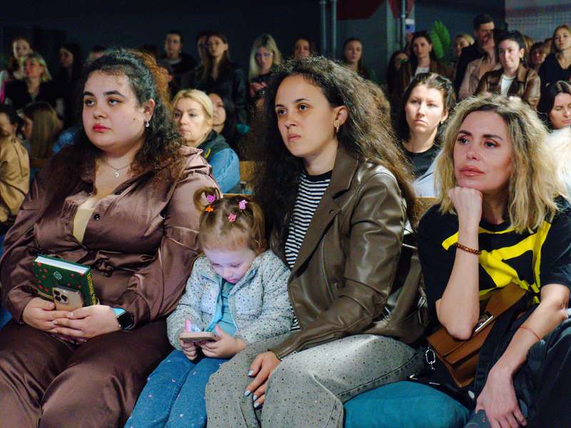 04-04-2026-Презентація-книги-Світлана-Ісаєва-Nikolsky-(80)